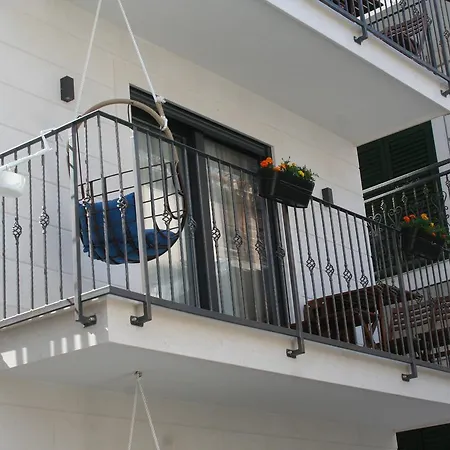 Apartment Lux Petar *