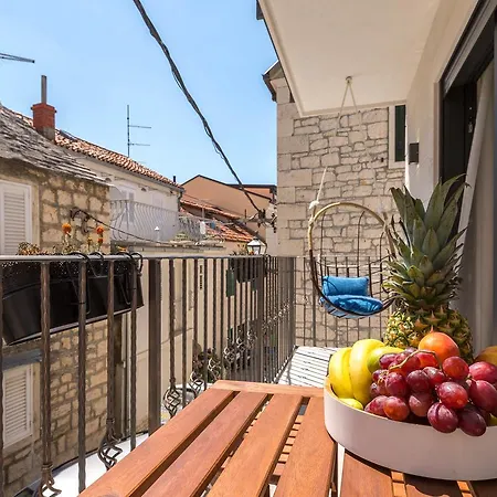 Apartment Lux Petar *